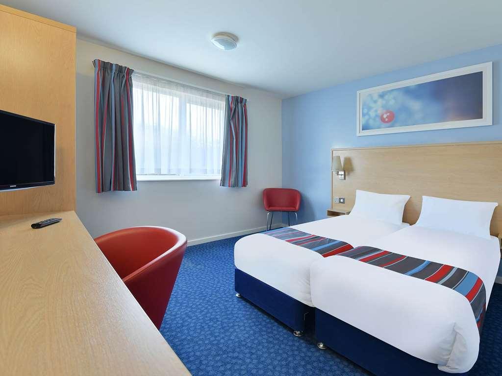 Travelodge Dundee Central Hotel חדר תמונה