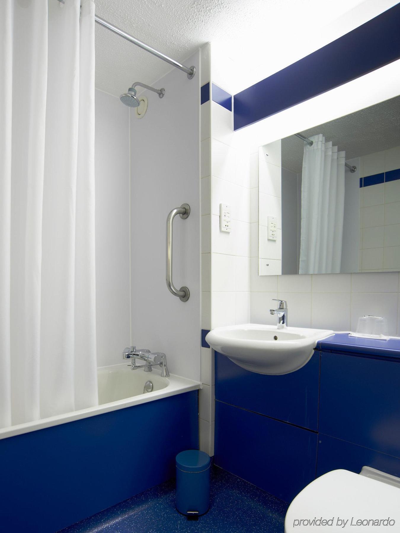 Travelodge Dundee Central Hotel מראה חיצוני תמונה